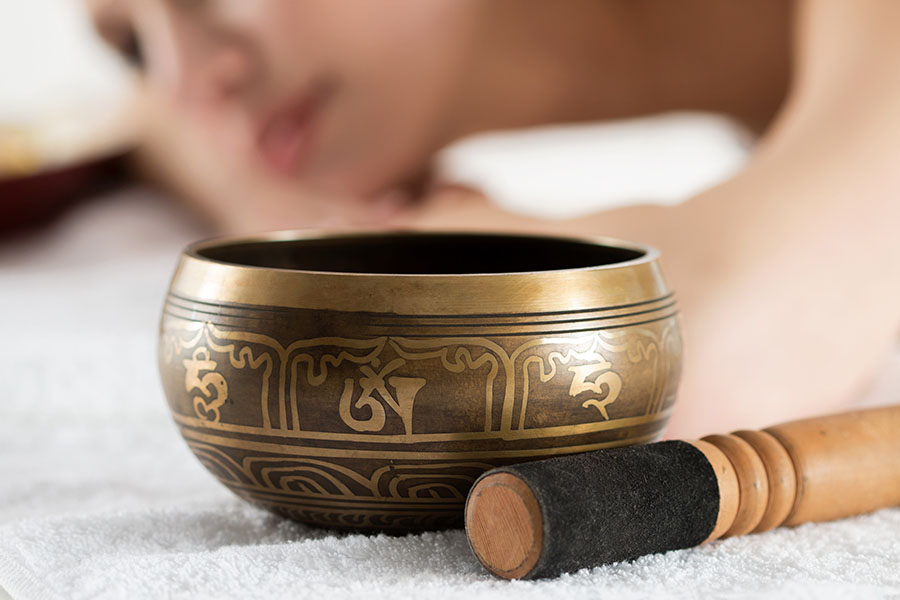Massage aux bols tibétains